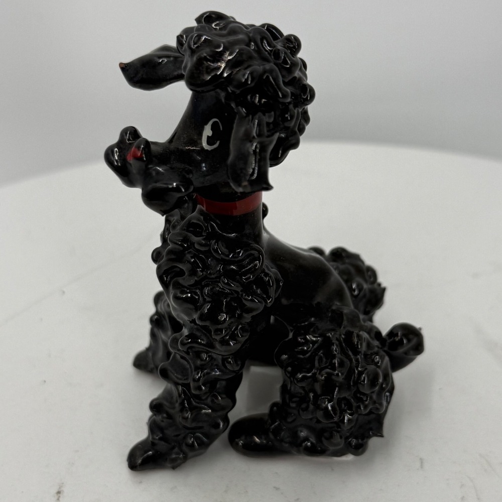 1.a.0.0.7.4 Vtg Black Spaghetti Poodle Figurine Ceramic MCM Kitsch Dog RedCollar